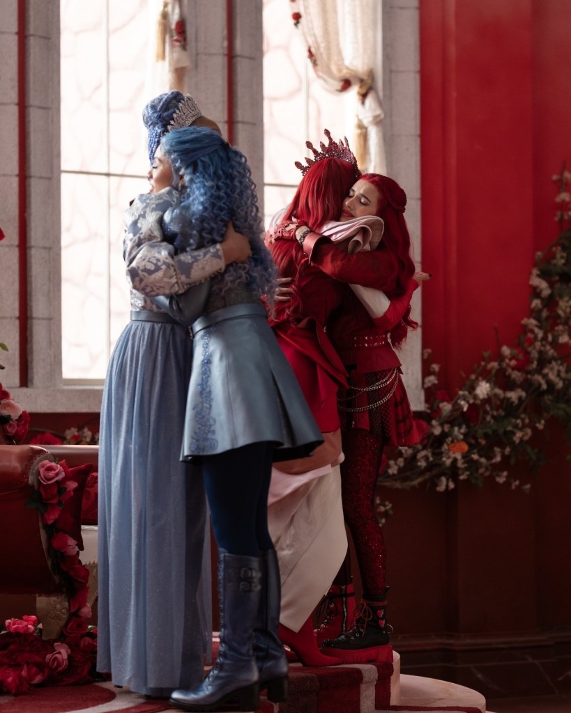 why-descendants-wicked-wonderland-still-doesn-t-live-up-to-the